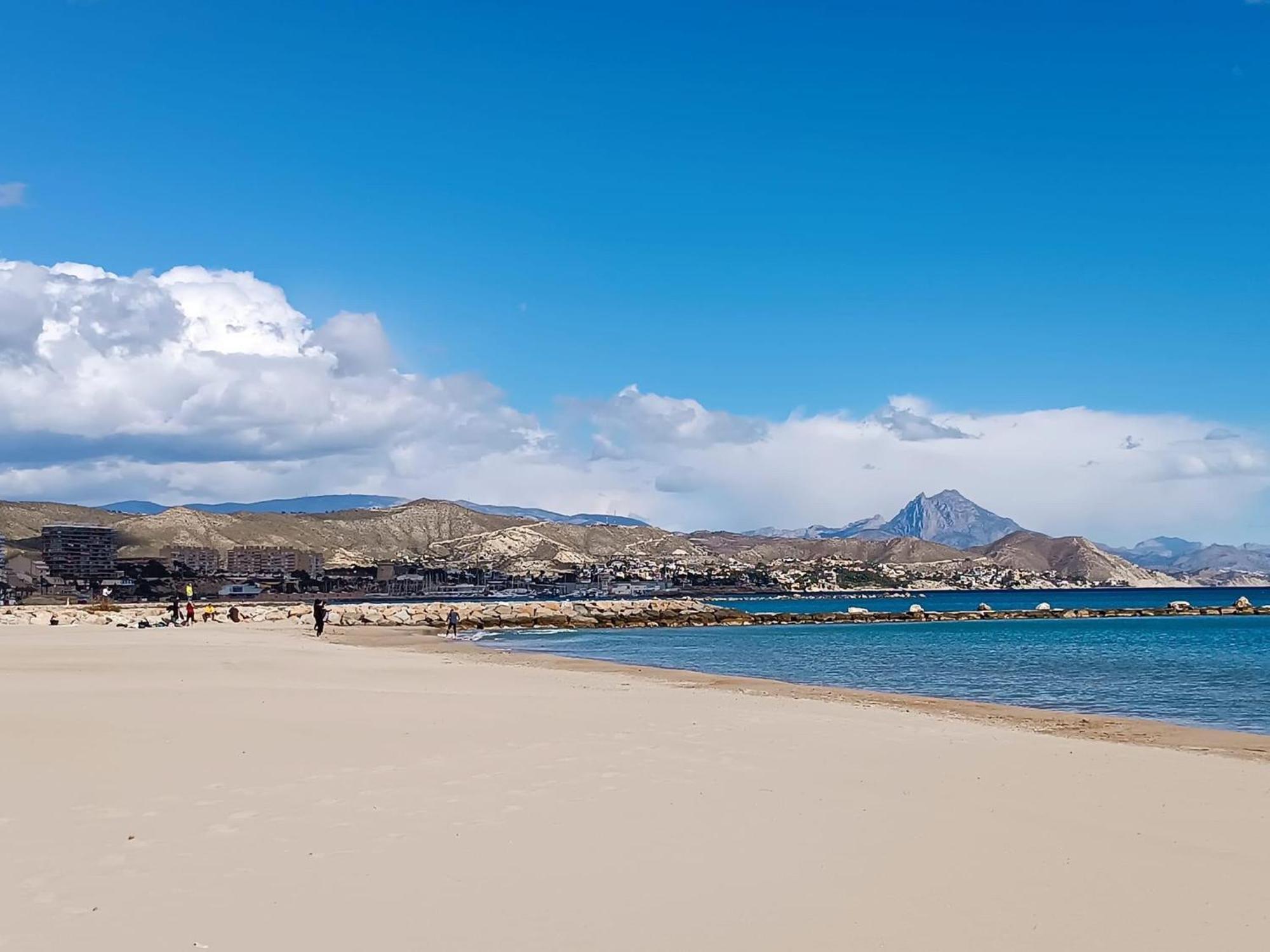 Vila Vivienda En El Campello Playa Exteriér fotografie